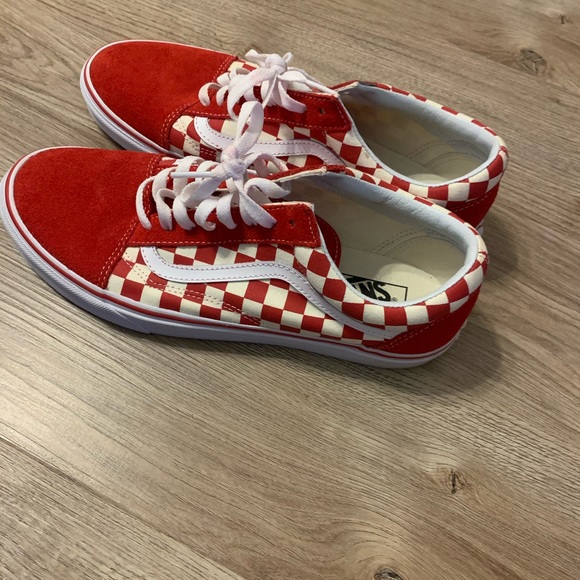 Sneakers - Picture 3 of 4